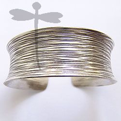 HILL TRIBE SILVER ENGRAVED BANGLE