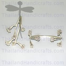 HILL TRIBE SILVER FLOWER BANGLE