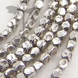 Hammered Faceted Beads Strand