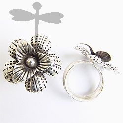 HILL TRIBE SILVER PRINTED FLOWER RING